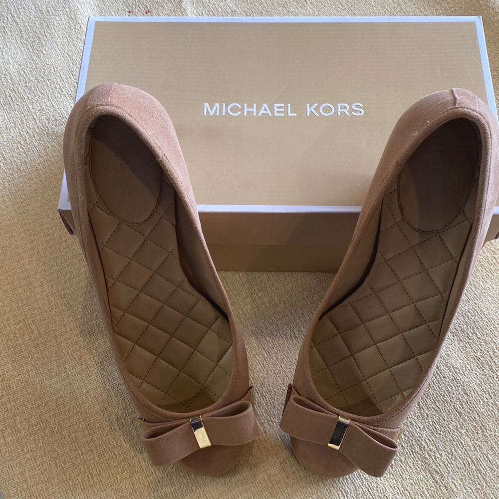 Michael Kors Kiera Flex Mid Pump 42.5